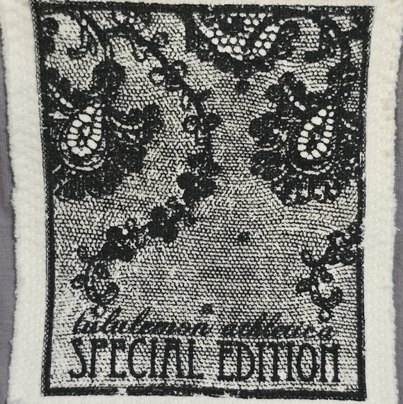 Lululemon Rare Limited Edition Gray & White Convertible Scuba Hoodie **FLAWED** - Picture 9 of 12